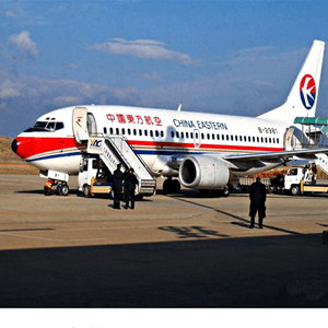 泉州机场物流航空快运业稳步发展的原因是什么？